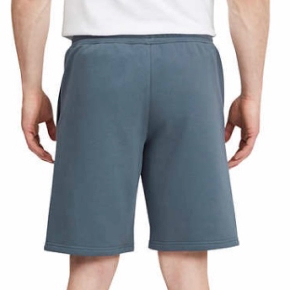 Puma Embossed Logo Mens Shorts Teal Blue Size XXL - Picture 3 of 9